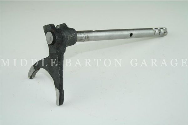 SELECTOR ROD WITH FORK 2nd GEAR 600/600D